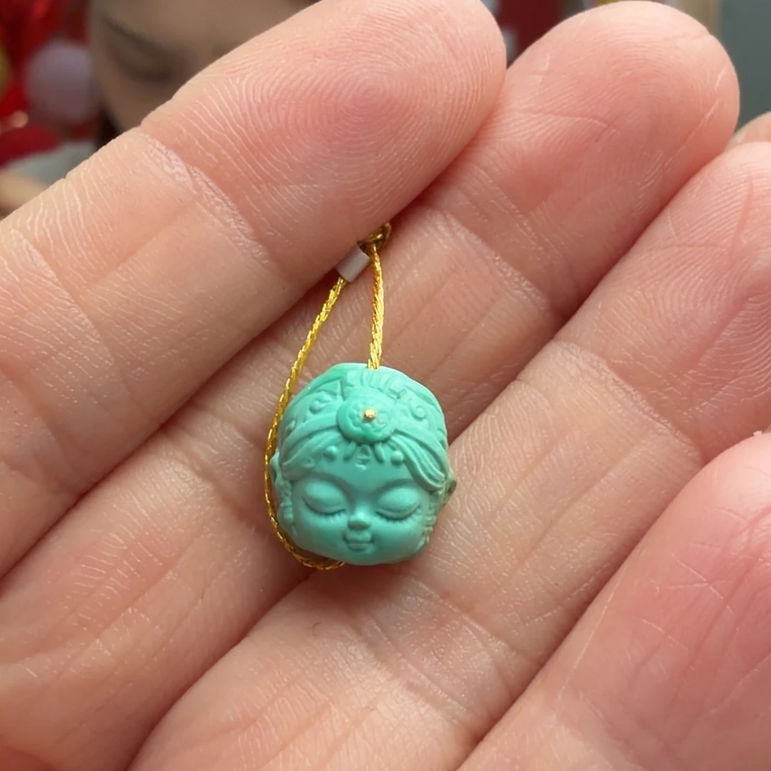 绿松石未镶嵌颈饰