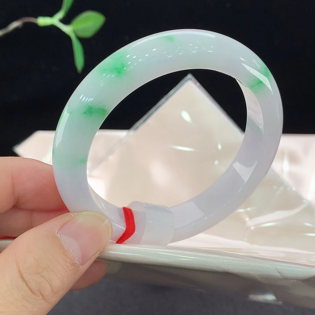 翡翠未镶嵌手镯1093