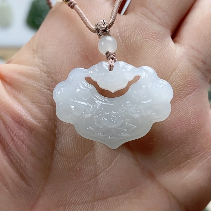 【闪购商品】颈饰未镶嵌和田玉