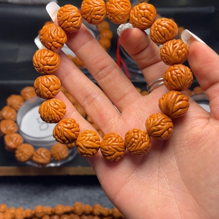 桃核手串开****天桃核单圈