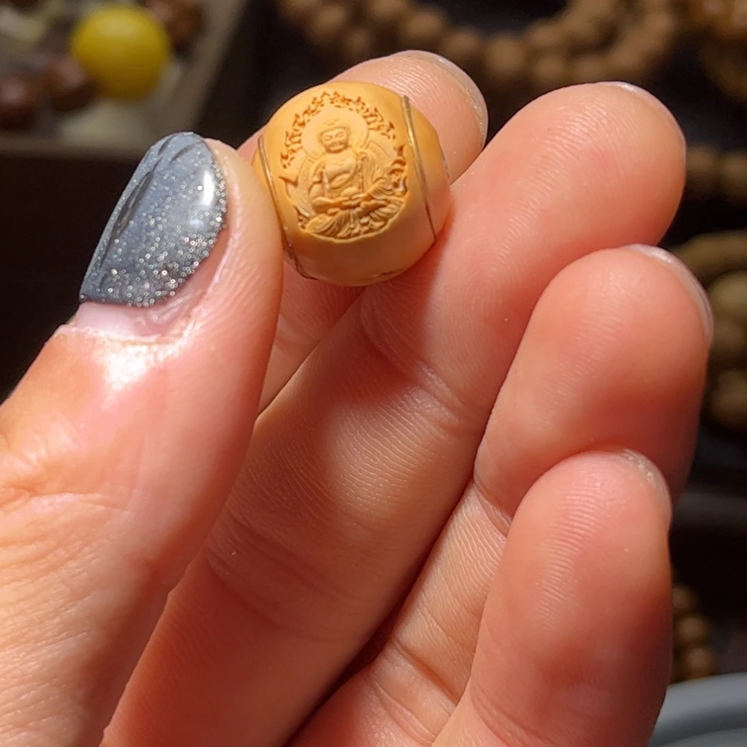 吴****猴头核桃吊坠太极单科