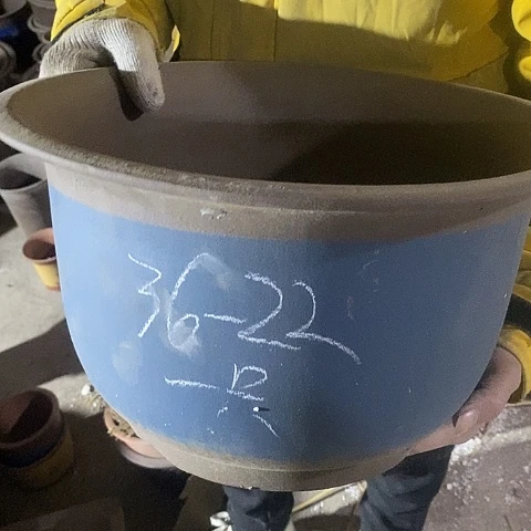 紫砂中国宜兴紫砂花盆，