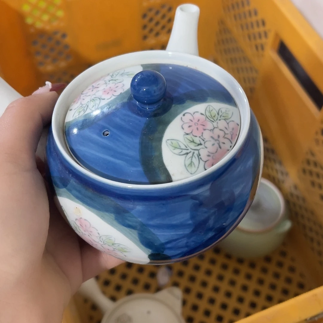 瓷片猫**常羽毛球拍和手握武器也可以做