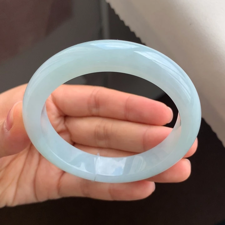 翡翠手镯未镶嵌翡翠手镯56