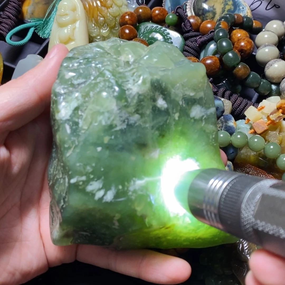 蛇纹石玉未镶嵌颈饰不退不换