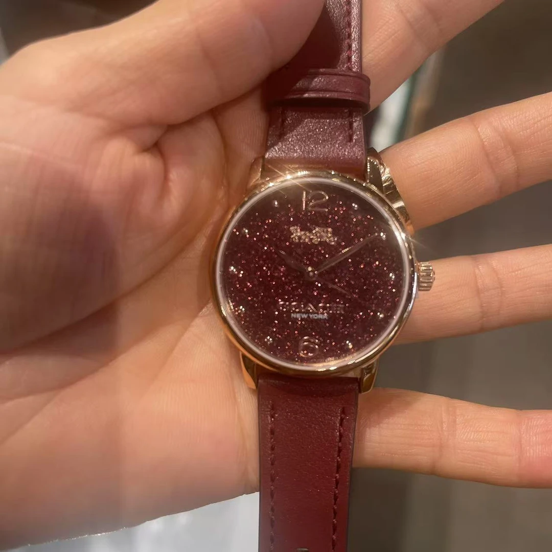 coach蔻驰女士石英表