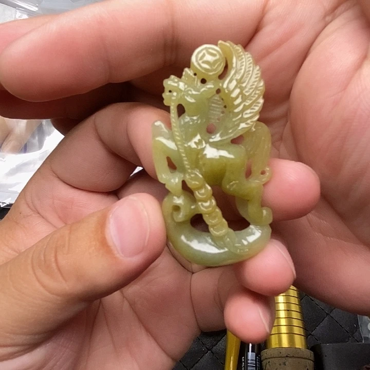 定制翡翠未镶嵌毛货需要抛光，请慎拍