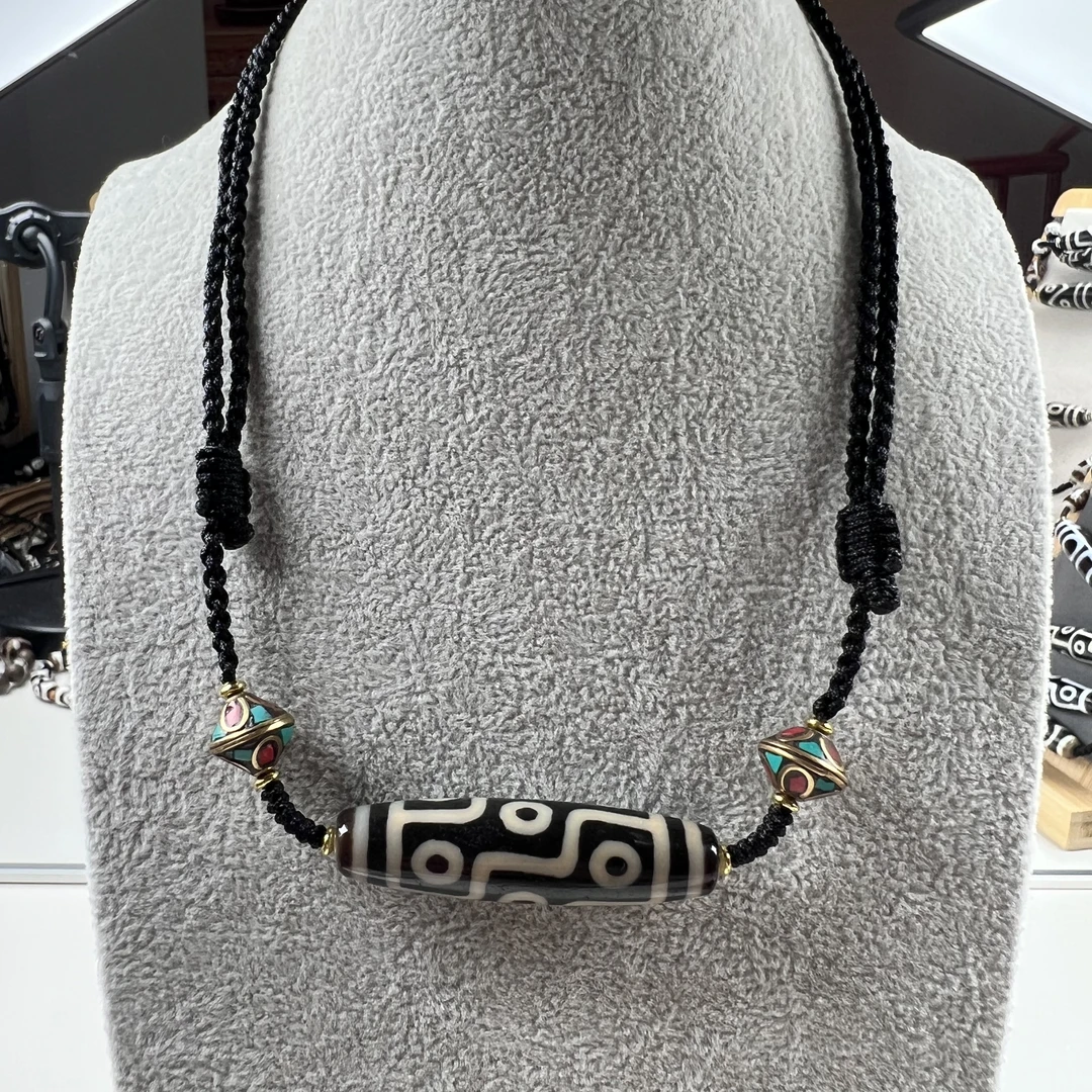 天然玛瑙材质聚源古法大尺寸折现九眼颈链