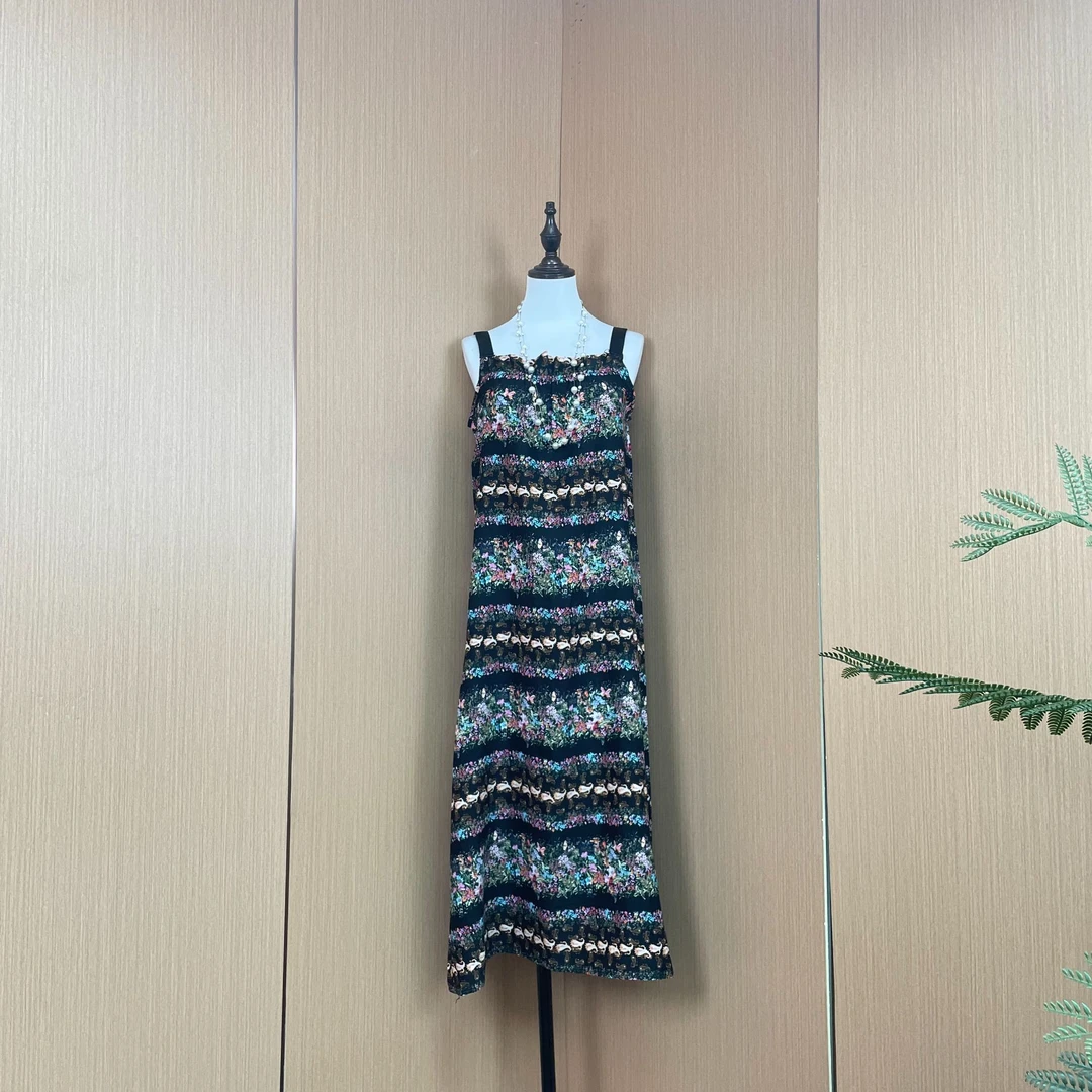 2091# 薰衣草 缎面无袖连衣裙定位优雅高级显瘦