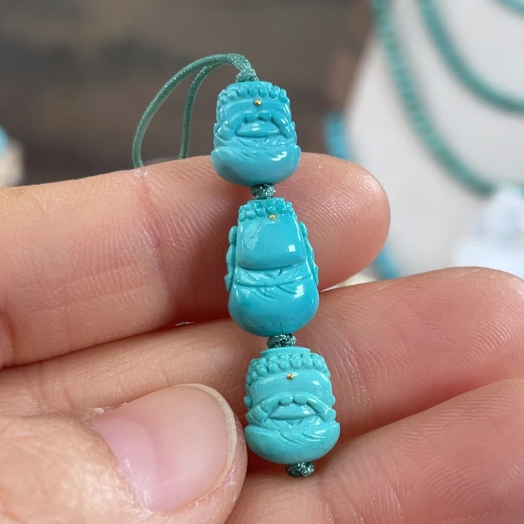 绿松石未镶嵌套链高瓷三不佛