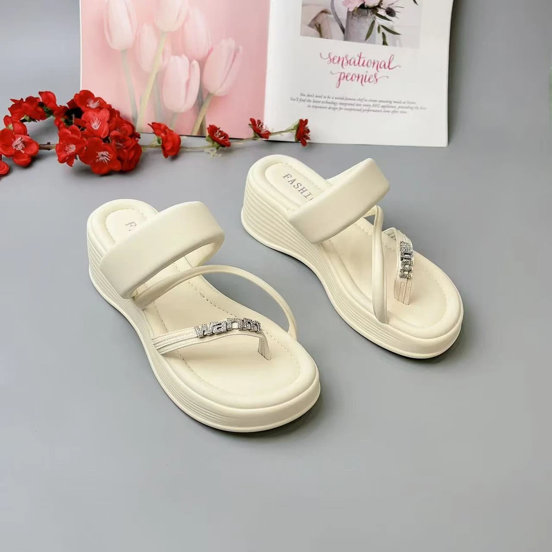 9968 新款时尚百搭夏季厚底拖鞋