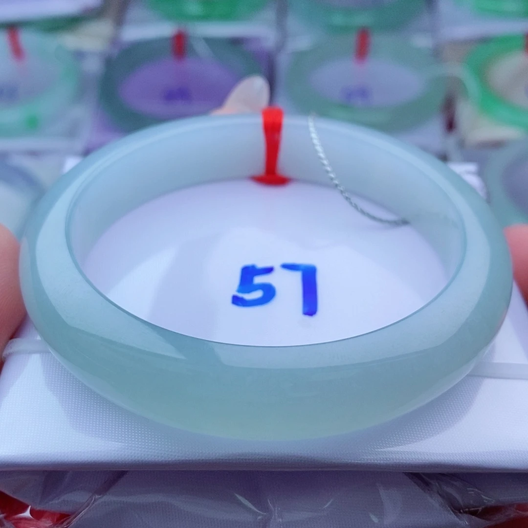 翡翠手镯（圆镯）未镶嵌冰胶天空蓝正圈（153编）