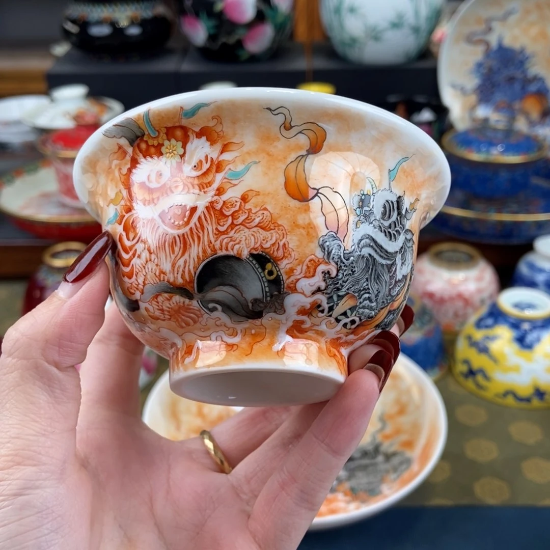 陶瓷艺术家的作品是一种非常