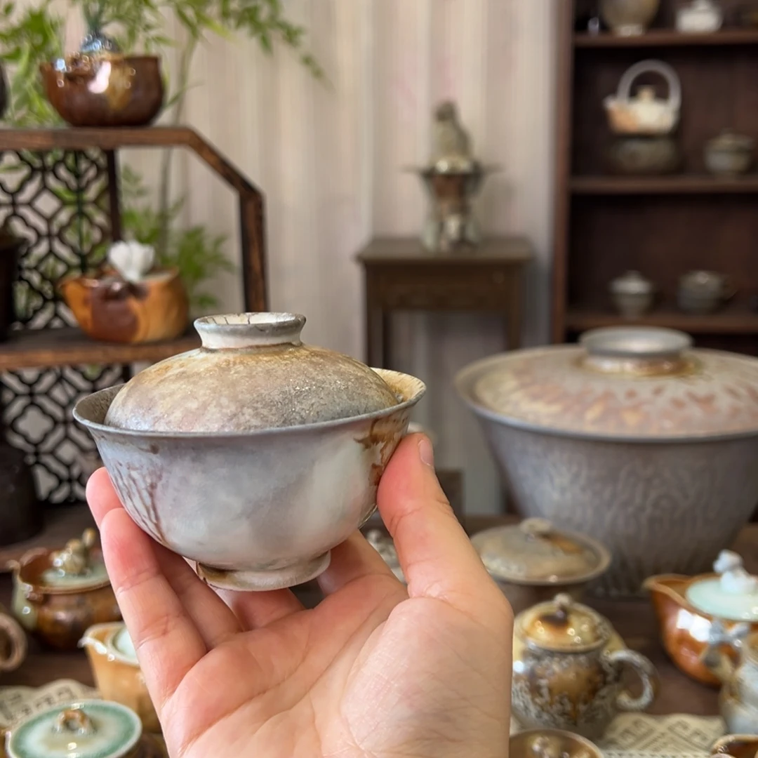 32中白精品元宝盖碗