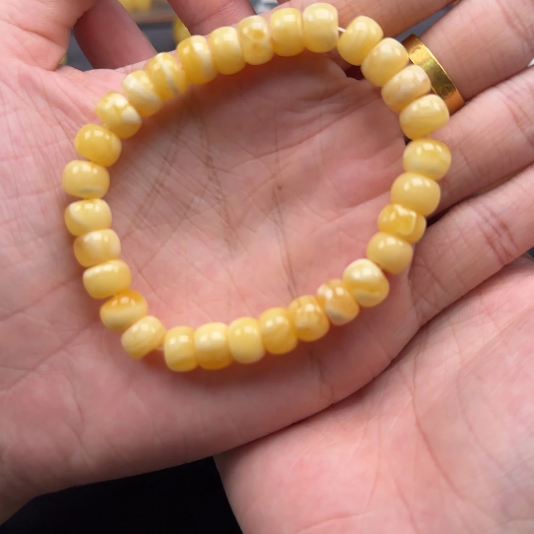 蜜蜡裸石未镶嵌天然b15