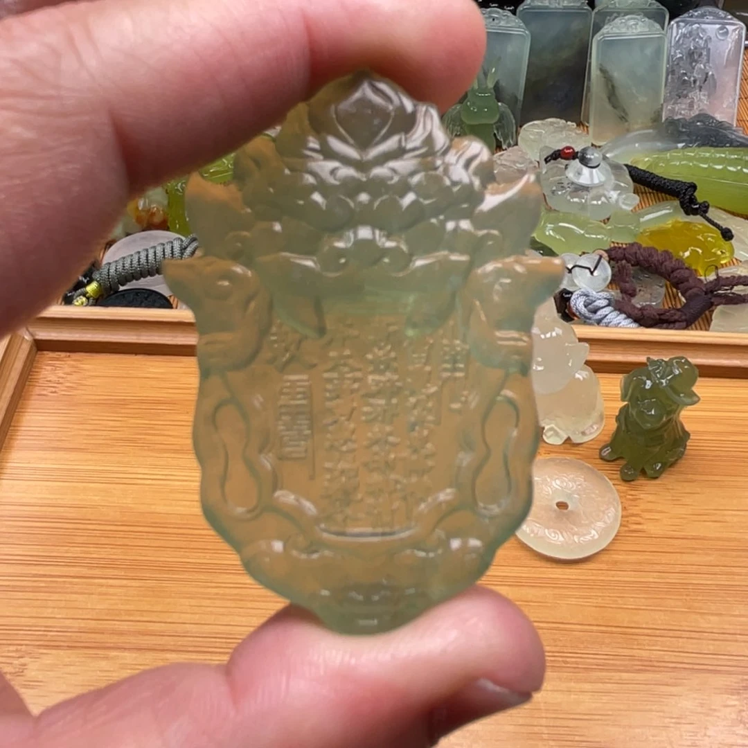 蛇纹石玉未镶嵌其他暖*