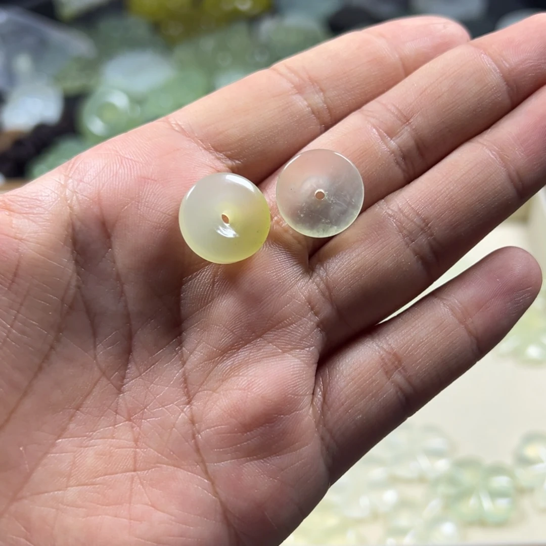 ****子未镶嵌岫玉吊坠(不含链)