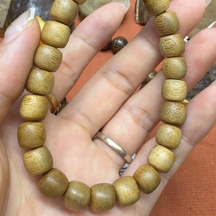 大叶紫檀（黑酸枝木类）