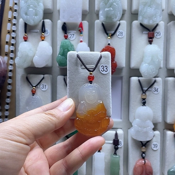 玛瑙/玉髓颈饰未镶嵌