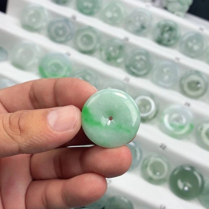 翡翠未镶嵌颈饰缅甸天然A货翡翠29.5-5.9