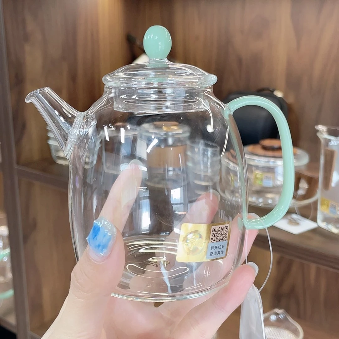 宴臣壶浅玉色。。。