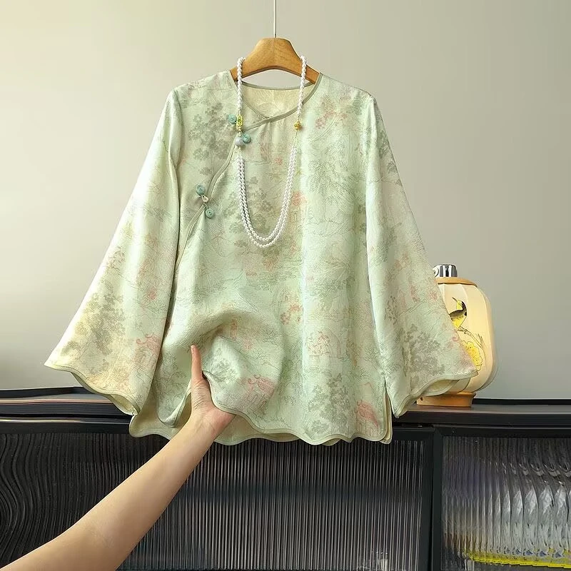 深圳南油原创2025春夏新款女款亭台楼阁微喇波边上衣