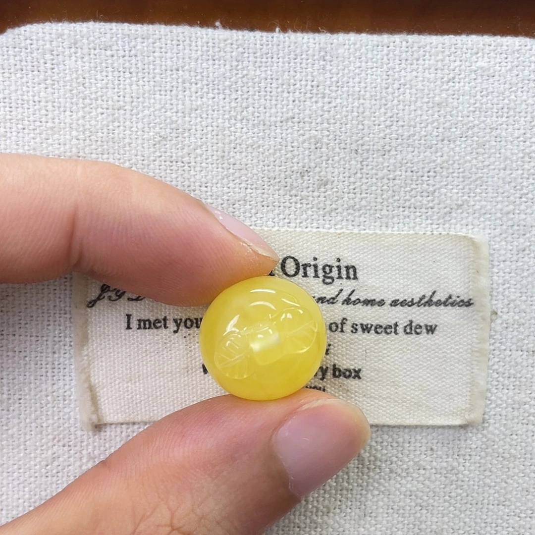 未镶嵌琥珀珠宝奇石苹果