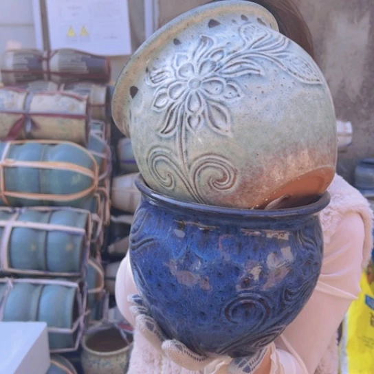 紫砂花盆高，18口20。