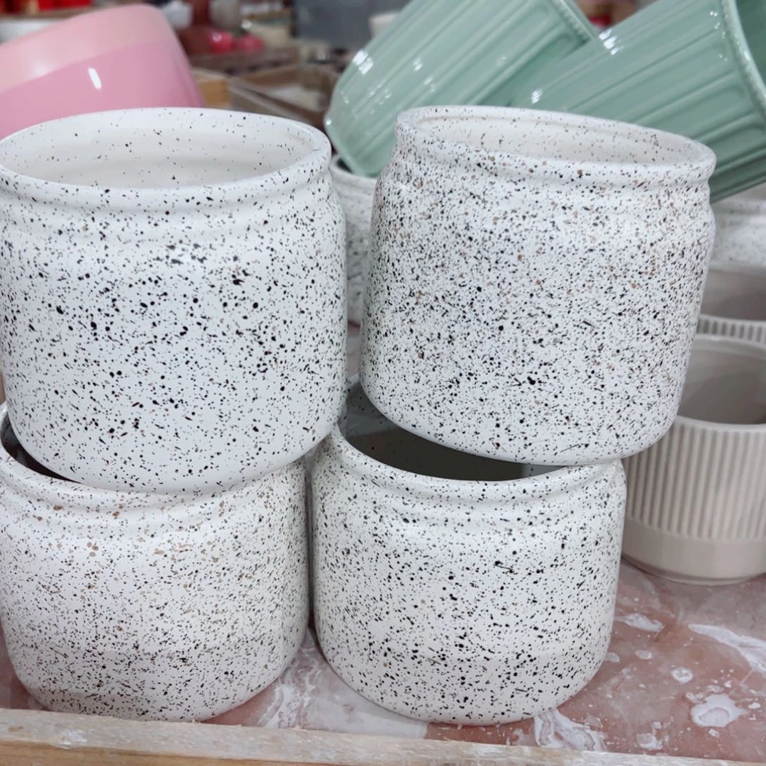 有孔，陶瓷花盆满10米包邮发货