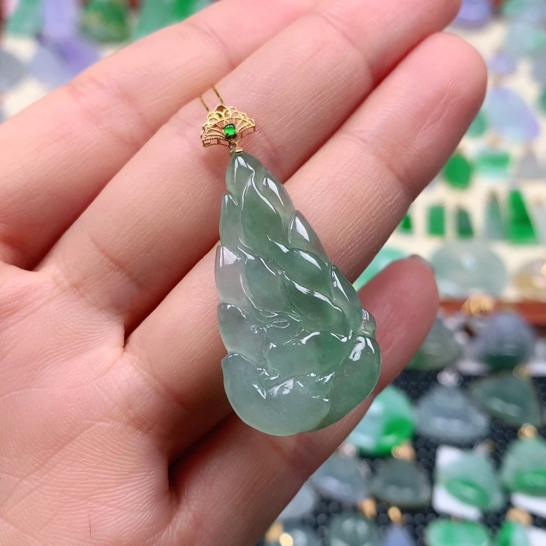 【闪购商品】翡翠吊坠(不含链)18K金镶嵌