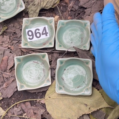 泥塑碟子4只发货陶瓷