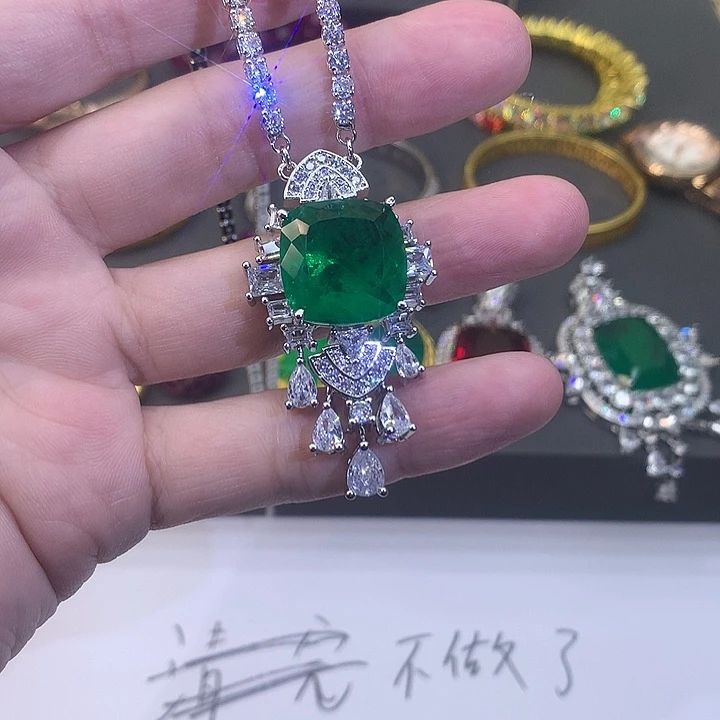 非金属吊坠06。