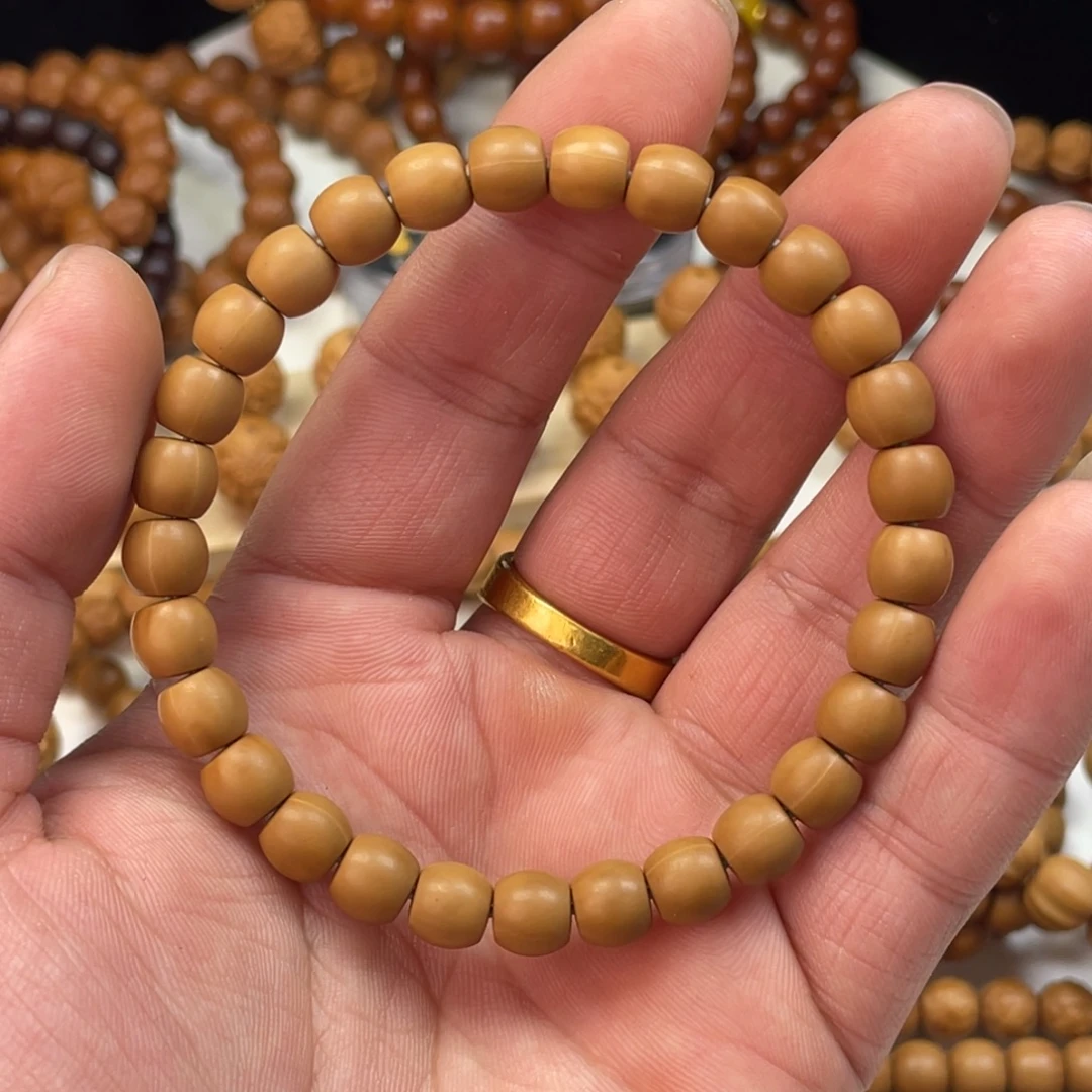 手串猴头核桃小微微瑕8.0哑光直切