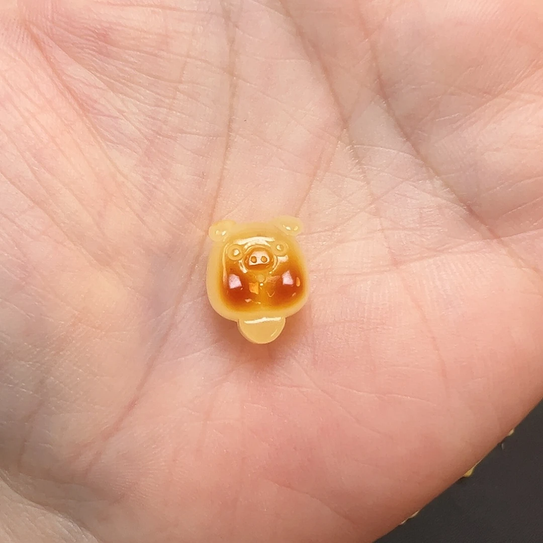 ****Q琥珀未镶嵌珠宝奇石