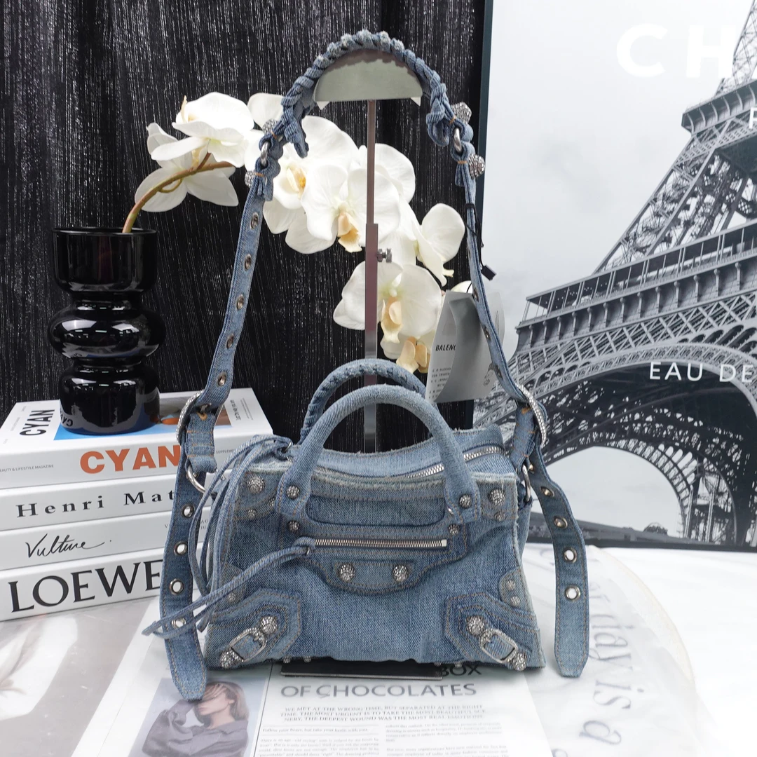 95新 Balenciaga/巴黎世家 单肩包/T10254011