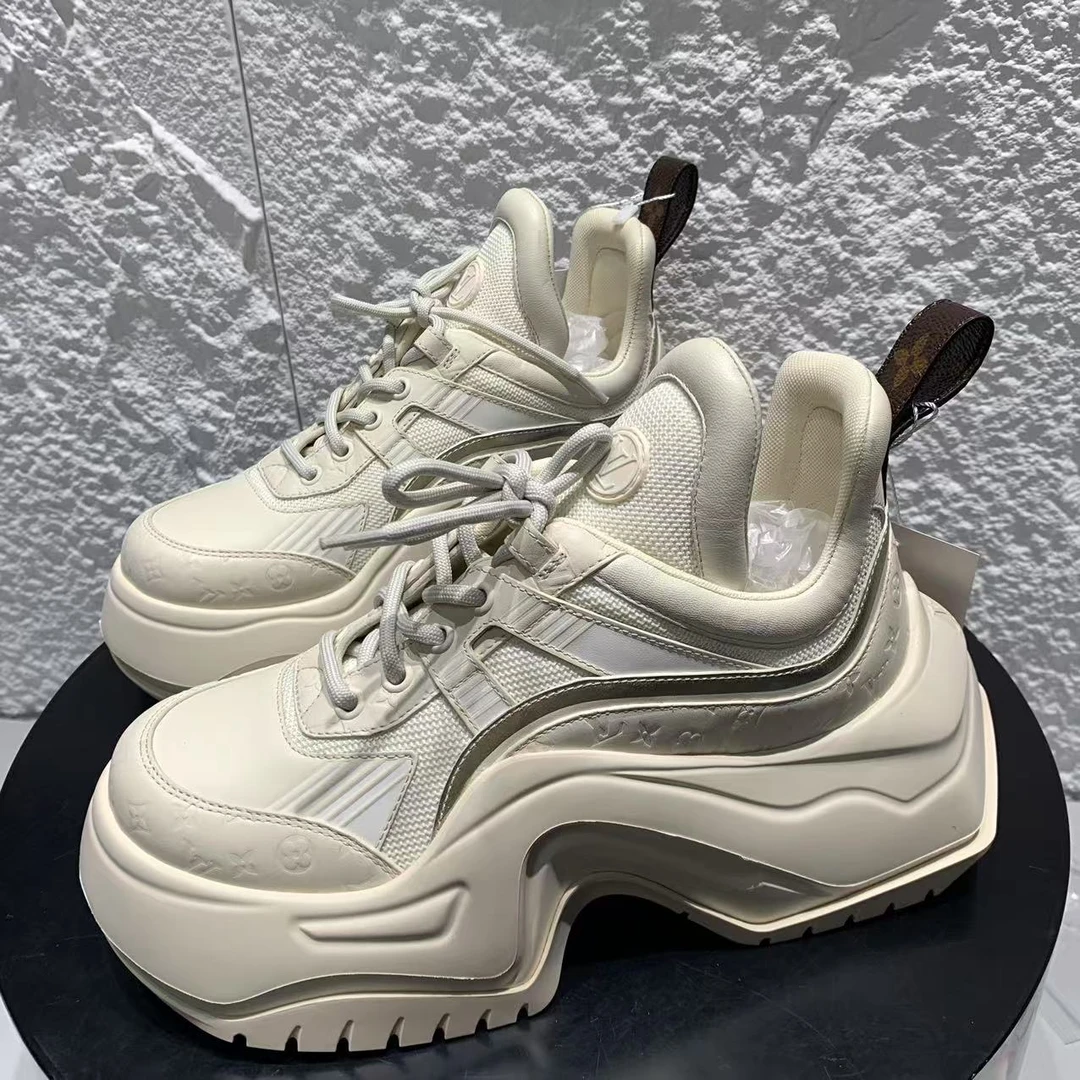 99新 LouisVuitton/路易威登 36.5码/白色印花2.0老爹鞋 xxs936