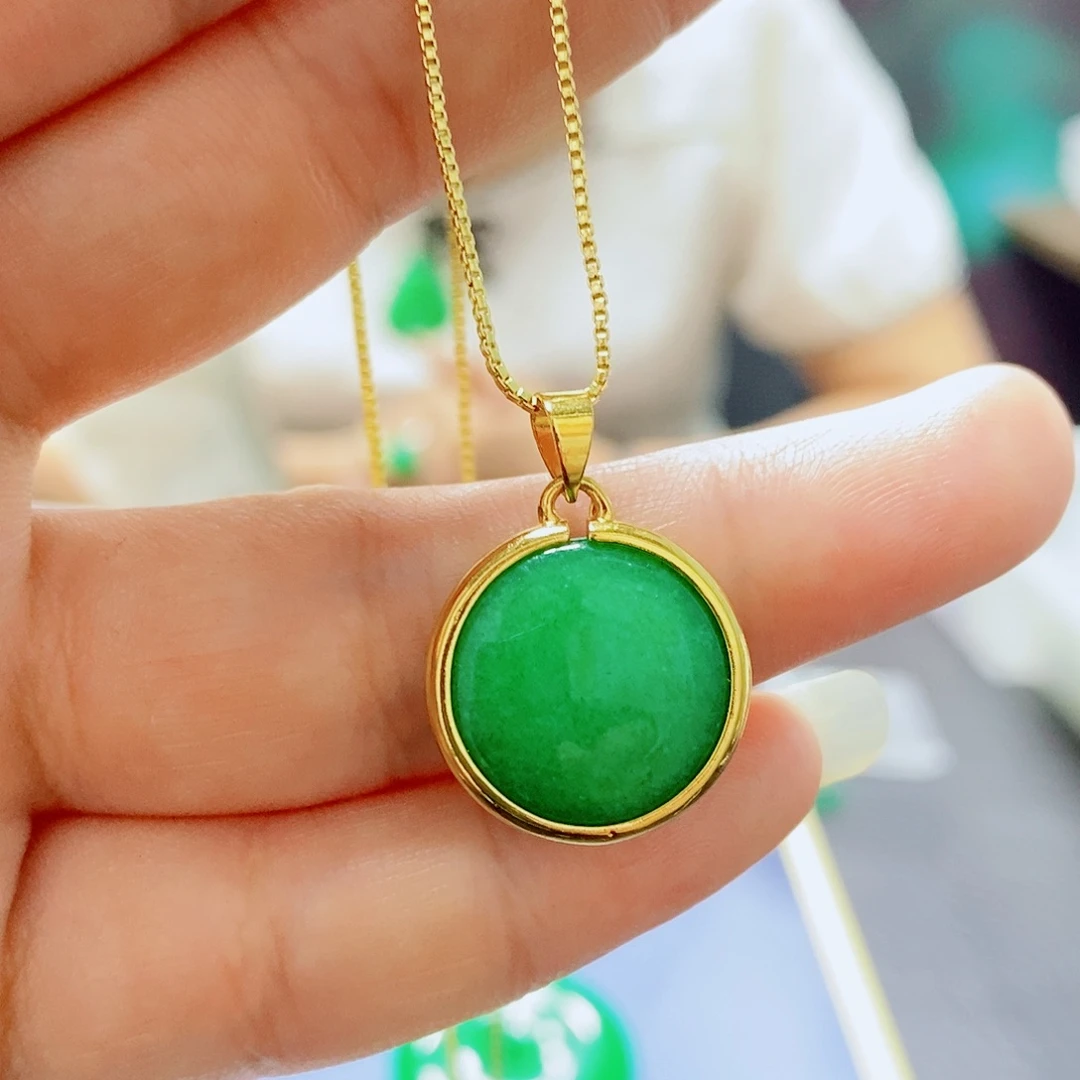 翡翠未镶嵌颈饰平安牌