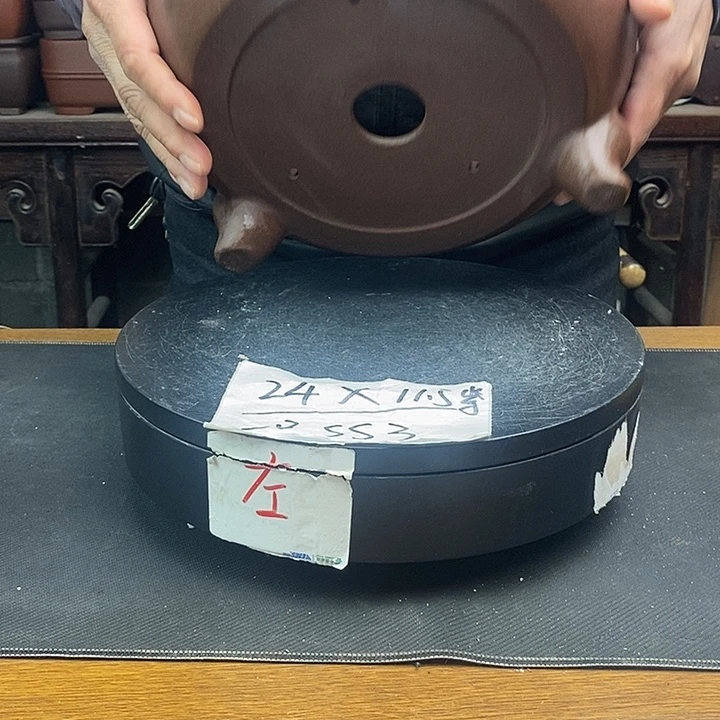 紫砂花盆货号一只SS3