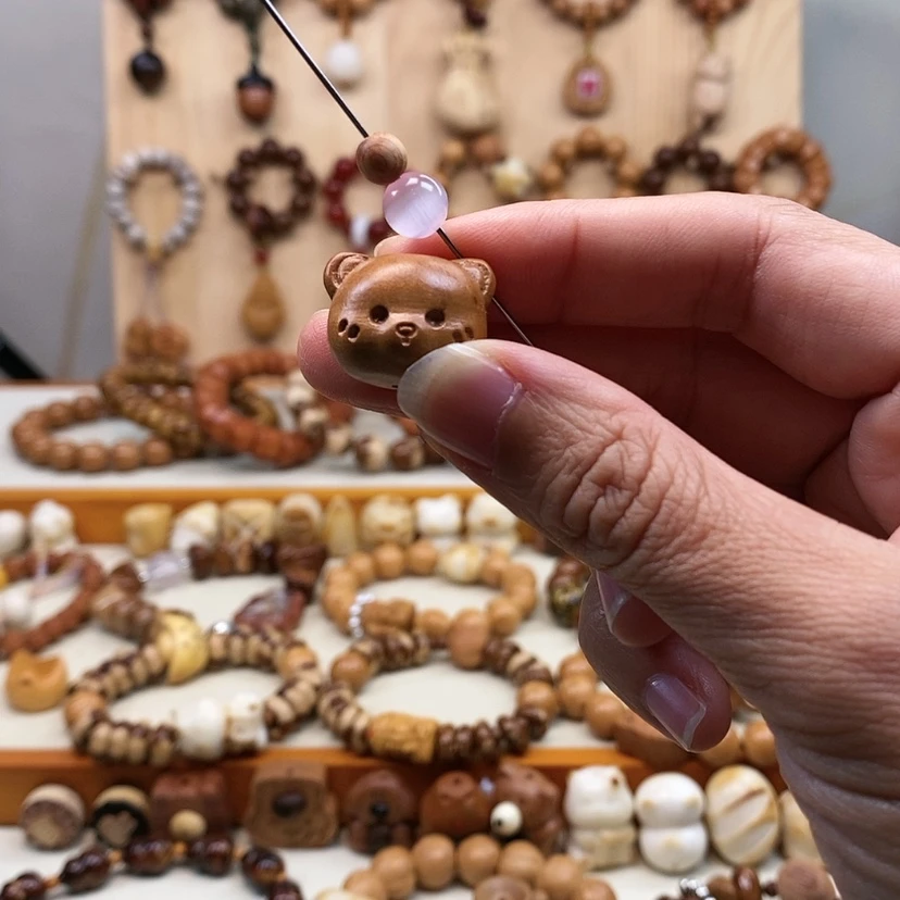 【闪购商品】木冰*猪桃木小熊挂件