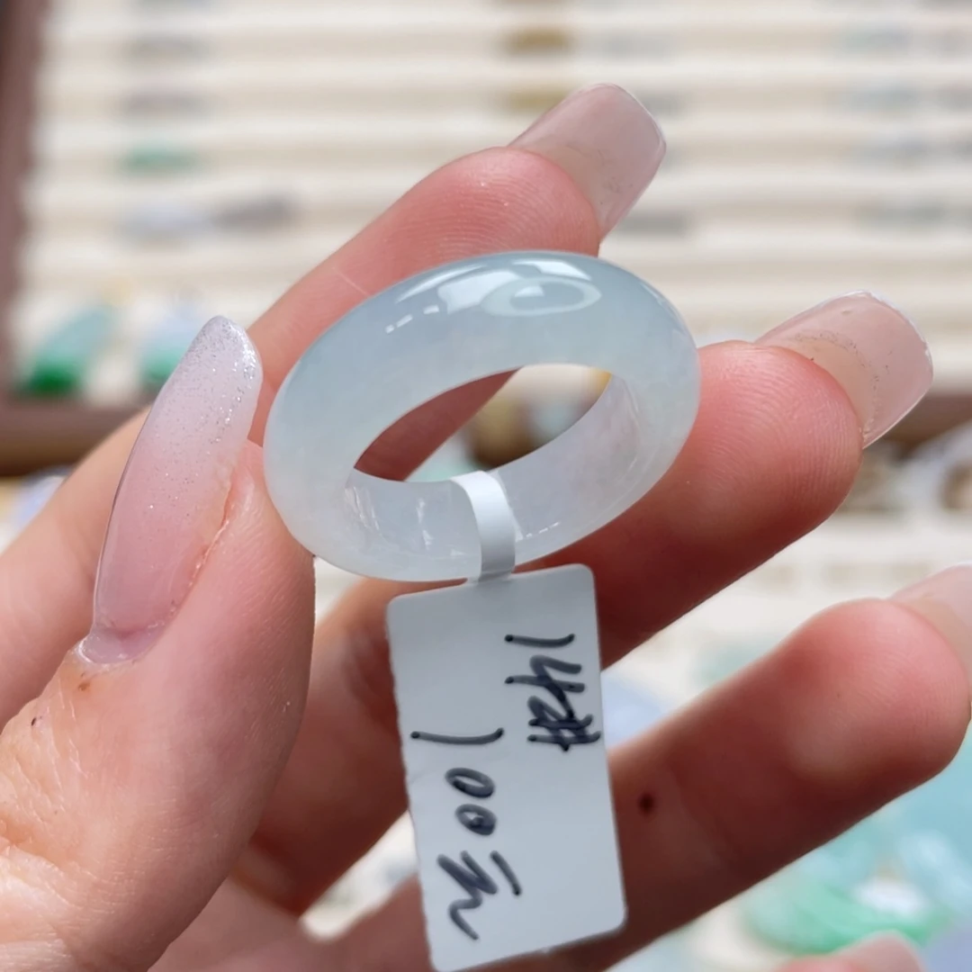 翡翠未镶嵌戒圈a29港圈14冰绿底