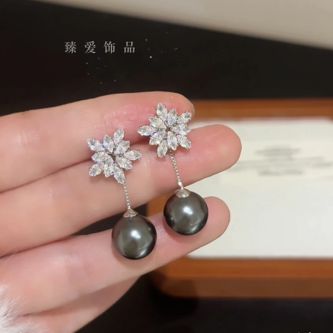 铜合金合成锆石耳饰 雪花珠珠耳环秋冬高级感轻奢小众气质耳饰
