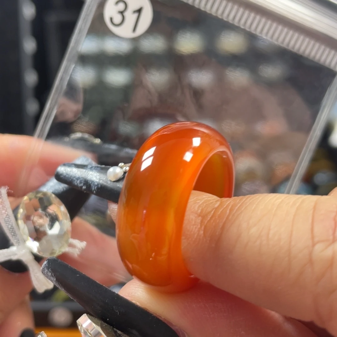 玛瑙/玉髓未镶嵌戒指31号港码22直径19.5（非质量问题.不退不换）