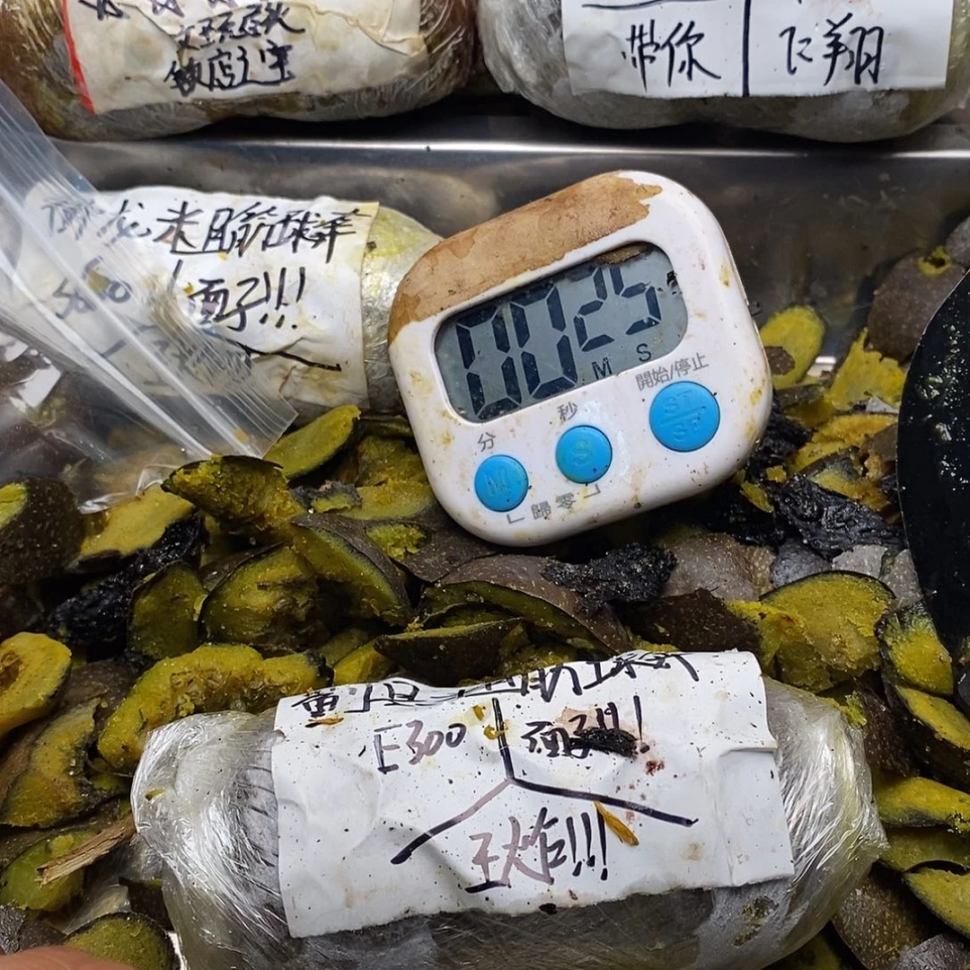 Q***感觉看妈妈你奶奶妈妈奶奶呢