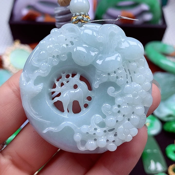 翡翠未镶嵌颈饰翡翠