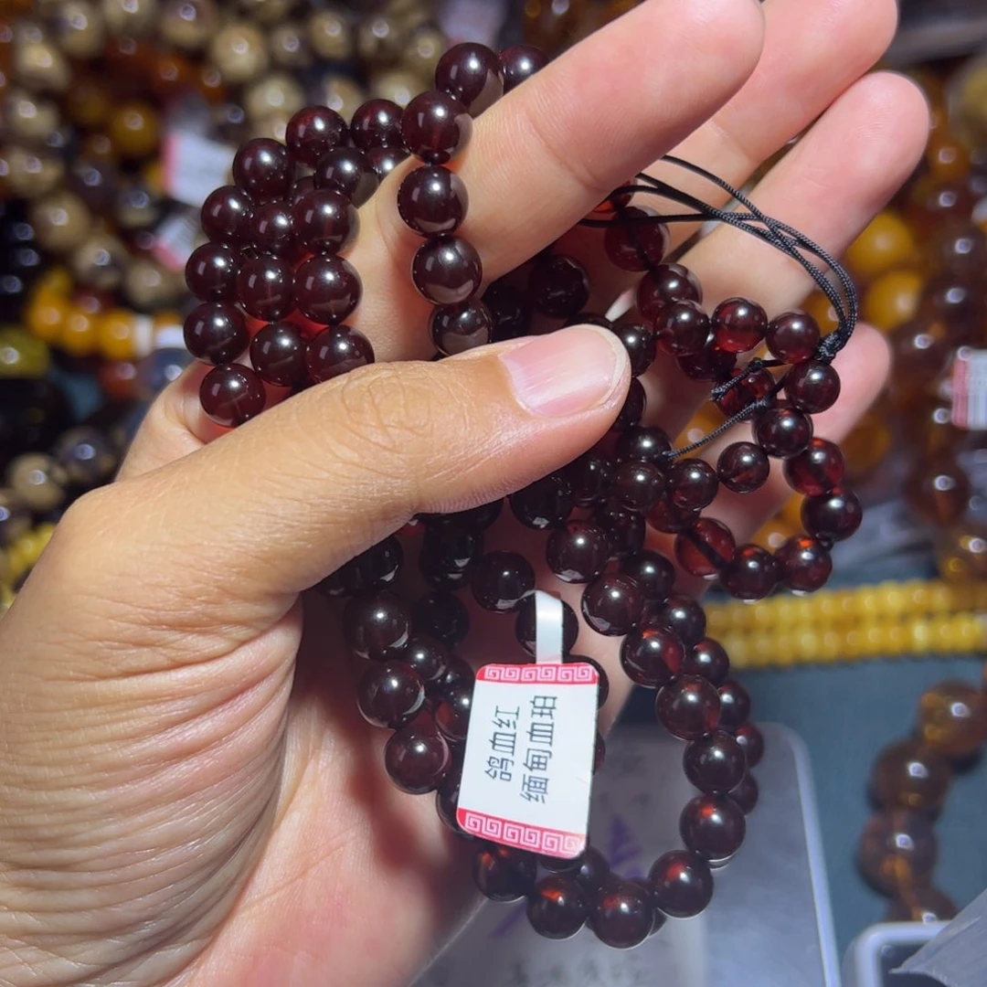 未镶嵌琥珀珠宝奇石784