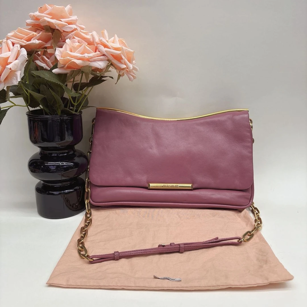 95新 MIU MIU/缪缪 玫红色单肩包C1202695 4951