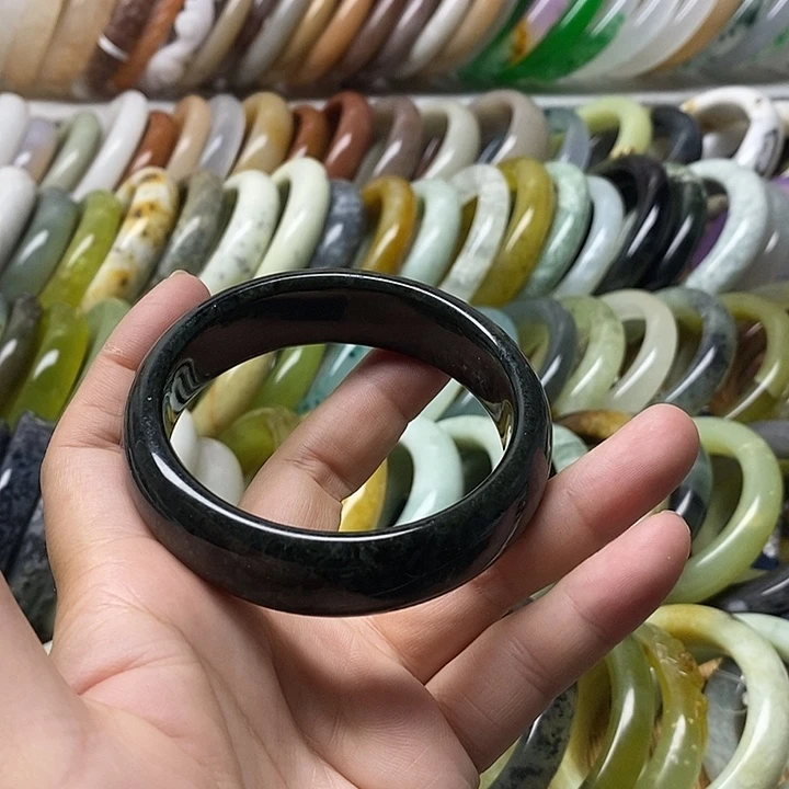 未镶嵌蛇纹石玉手镯