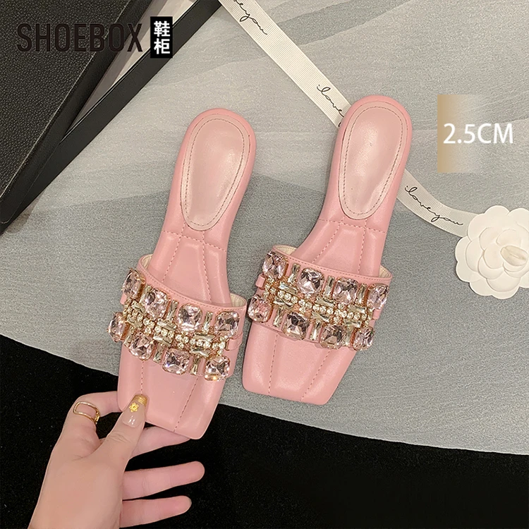 达芙妮集团旗下2025夏季新款仙女风水钻露趾方头一字拖鞋女鞋外穿