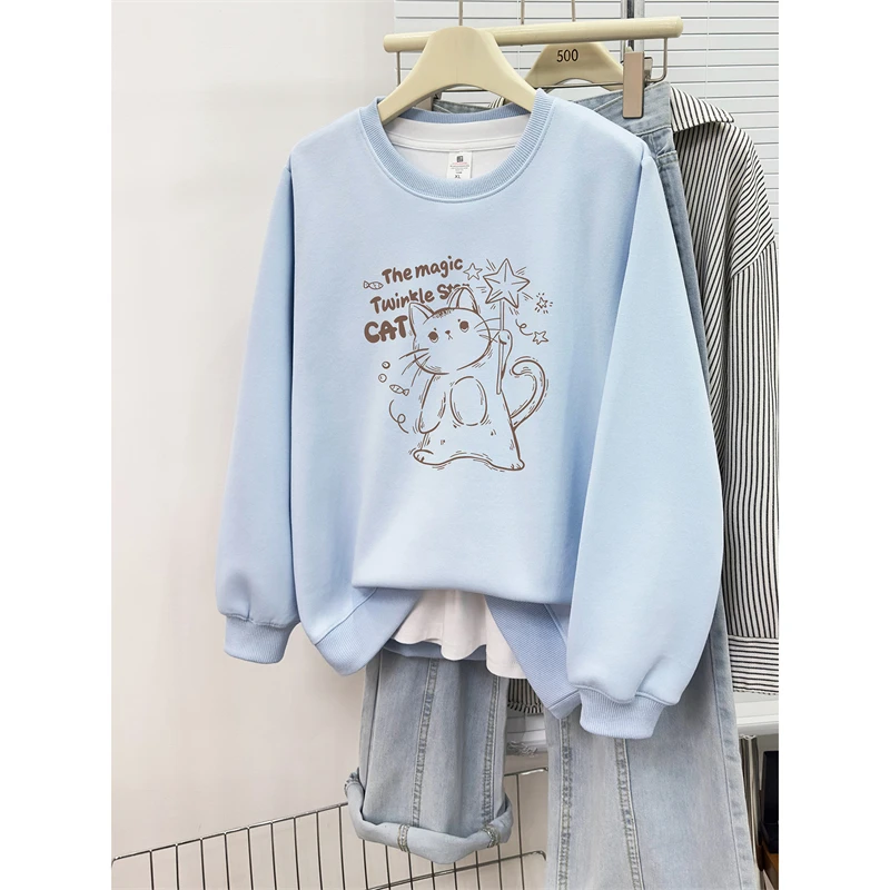 天蓝色猫咪印花圆领正肩卫衣女秋冬新款胖MM大码宽松加厚长袖上衣