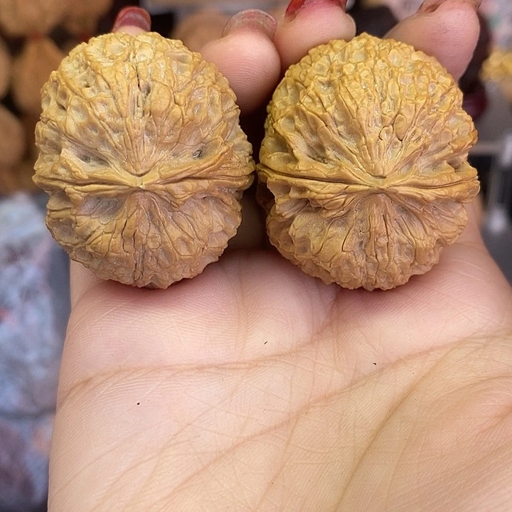 吊坠文玩核桃41珊瑚绣球